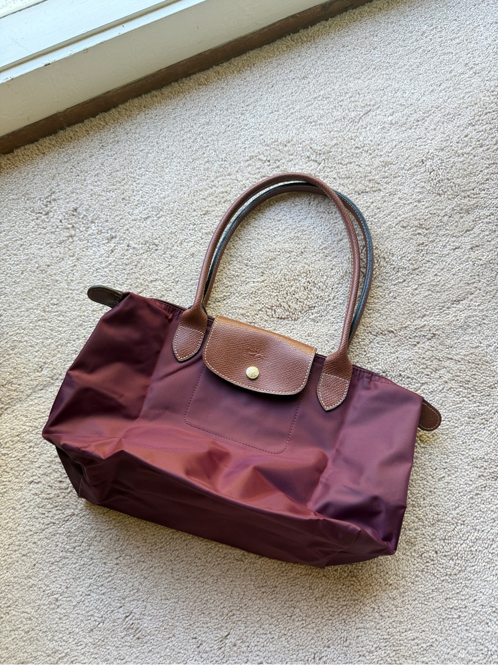 Longchamp M TOTE BAG
Burgundy
